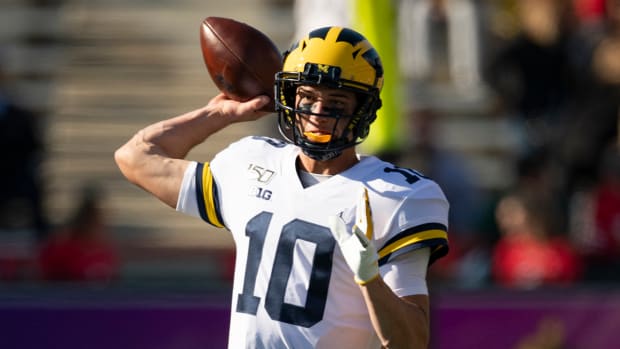 Dylan McCaffrey attempting a pass